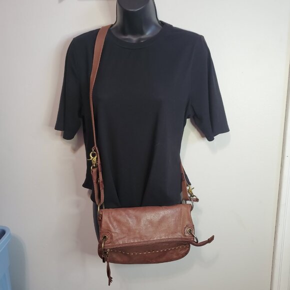 THE SAK Leather Fold Over Crossbody Bag Purse Adjustable Strap Stud Cognac Brown - Picture 5 of 13